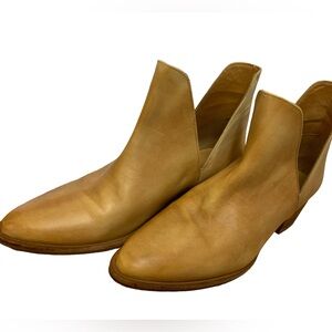 FREE PEOPLE Charm Double V Ankle Boots - Camel / Beige Leather 39.5 US 9.5